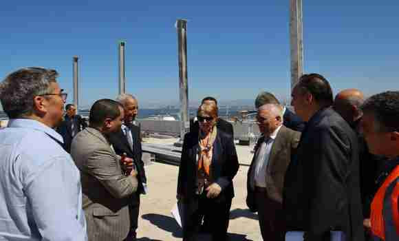 Meddahi inspecte le projet de réaménagement de l'hôtel Es-Safir à Alger