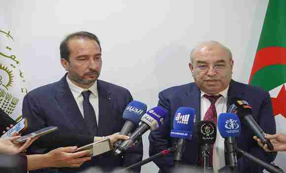 Industrie pharmaceutique : le groupe Saidal lance la fabrication d'un médicament pour le traitement du cancer