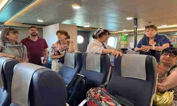 Les autorités marocaines retiennent les membres de