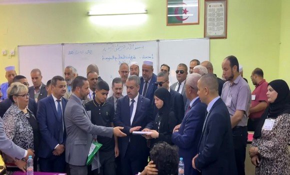 شهادة التعليم المتوسط 2025: سعداوي يعطي رسميا من غرداية إشارة انطلاق الامتحانات