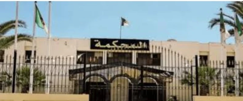 الشلف : 3 سنوات حبسا نافذا للمتهم بتسريب اجوبة   البيام