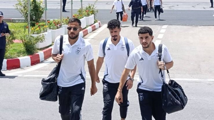 الخضر يحطون الرحال بقسنطينة استعداداً لمواجهة رواندا