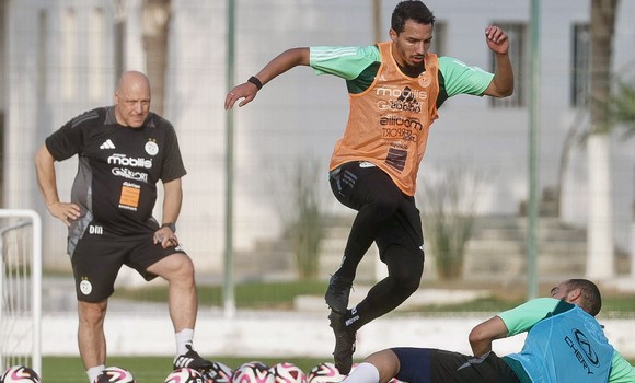 Foot/Equipe nationale/Suède-Algérie (amical) : les Verts peaufinent leur préparation à Sidi Moussa