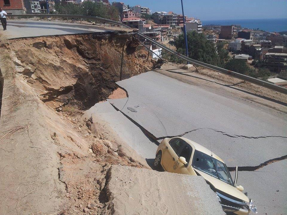 Algérie (Annaba) - Nouvel effondrement près de la corniche à la veille de l’été: Le wali met fin à une promotion immobilière scandaleuse à Oued Kouba