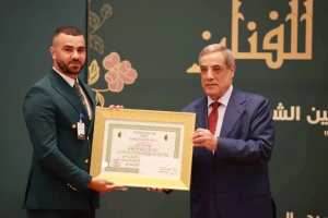 سفيان بن يوسف من سيدي بلعباس يفتك المرتبة الثانية لجائزة رئيس الجمهورية   علي معاشي  لفئة الشباب السينما والسمعي البصري عن فيلمه   الموعد