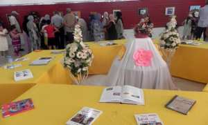 Large participation au salon des arts plastiques pour enfant