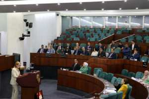 L'amendement de la loi relative à l'exploitation des plages vise à faire du tourisme un levier de la diversification économique