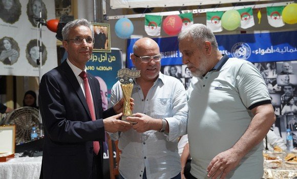 أمسية فنية بالجزائر العاصمة تخليدا لروح الشهيد الفنان علي معاشي