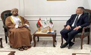 AAPI: Rekkache examine avec le ministre du Commerce omanais les opportunités d'investissement et de partenariat