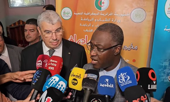 وهران: حيداوي يؤكد أن المخيمات الصيفية لهذه السنة ستكون استثنائية