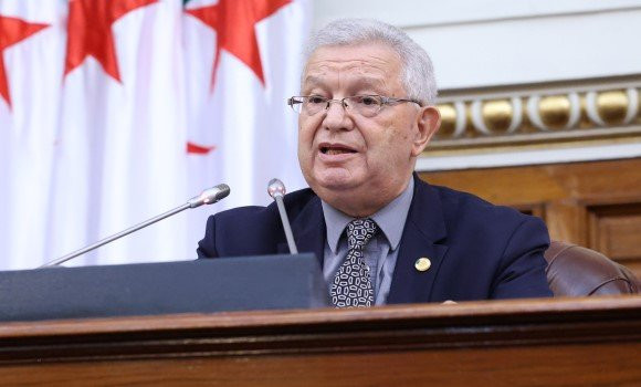 Le président du Conseil de la nation salue les politiques adoptées par le président de la République pour instaurer l'Etat de droit