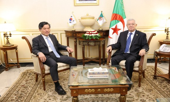 Le président du Conseil de la nation reçoit l'ambassadeur de la République de Corée en Algérie