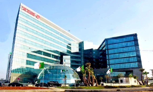 Air Algérie : annulation de deux vols à destination de Dubaï et de Doha