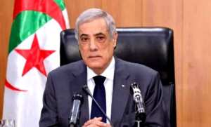 Représentant le président de la République, Larbaoui se rend à Séville pour participer à la Conférence FfD4