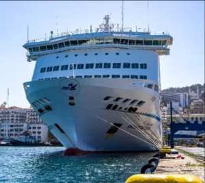 عبر رحلة مرسيليا - الجزائر العاصمة : سفينة  الفينيزيلوس   المستأجرة تستأنف نشاطها اليوم  الاثنين