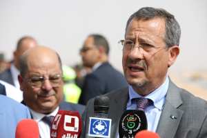 رخروخ يعاين جزء من الخط المنجمي الغربي تندوف-غار جبيلات - الشعب أونلاين