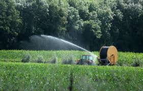 Planète (Europe) - Sécheresse: D’ici à 2050, 88 % de la France risque d’être régulièrement sous «tension hydrique»