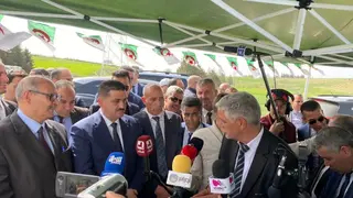 البيض  :49 ،57٪ نسبة النجاح  و متوسطة المجاهد  العوفي محمد لخذاري  الأولى ولائيا