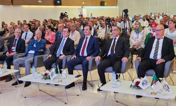 Le SG de la Fédération nationale des travailleurs des industries électriques et gazières réélu