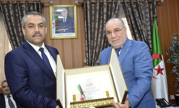 Sadaoui reçoit les ministres des secteurs et les représentants des organes nationaux ayant contribué à la réussite des examens session 2025