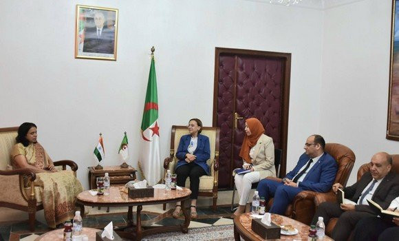 Krikou reçoit l'ambassadrice de la République de l'Inde en Algérie