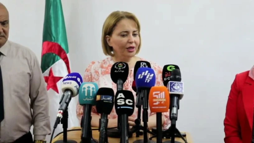 حملاوي من معسكر : 6 جامعات صيفية لتكوين 2400 جمعية عبر الوطن