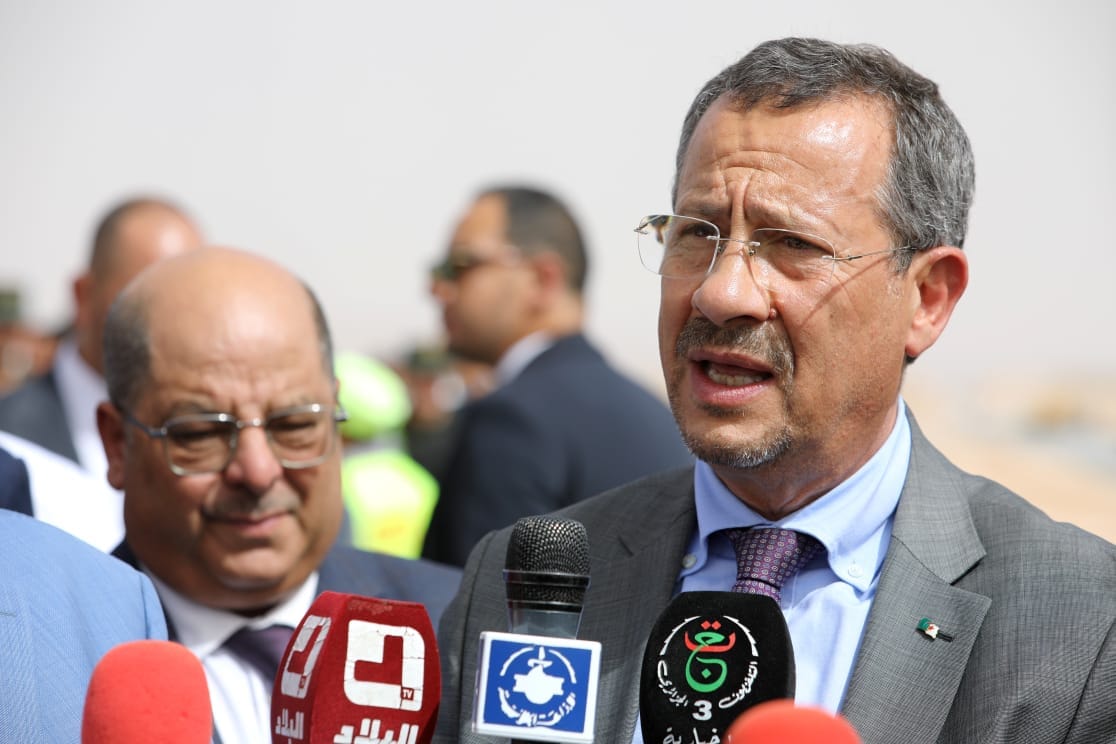 رخروخ يعاين جزء من الخط المنجمي الغربي تندوف-غار جبيلات - الشعب أونلاين