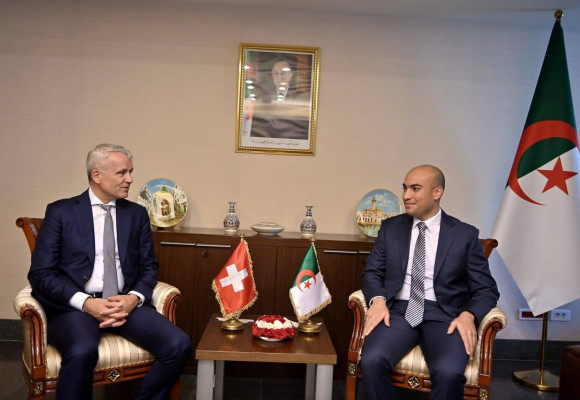 M. Chaib reçoit le ministre suisse de la Justice et de la Police