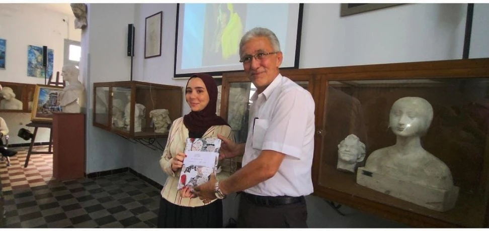 مدرسة الفنون الجميلة بوهران  : تكريم الطلبة المتفوقين في حفل تخرج  دفعة الموسم