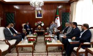 Merad reçoit le SG du ministère de l'Intérieur mauritanien