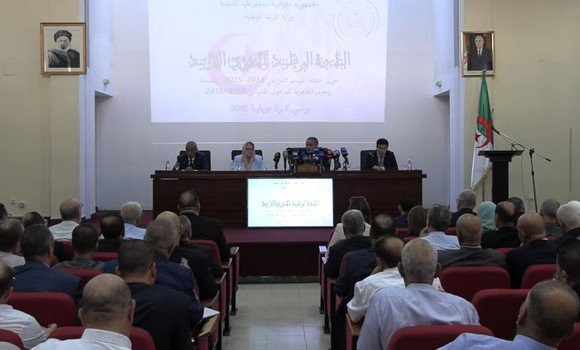 Sadaoui préside l'ouverture de la Conférence nationale des directeurs de l'éducation