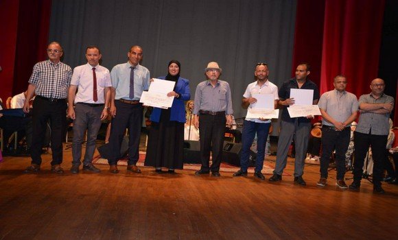 المهرجان الوطني لشعر الشباب بمستغانم: تتويج شعراء من سطيف والمسيلة وتيزي وزو