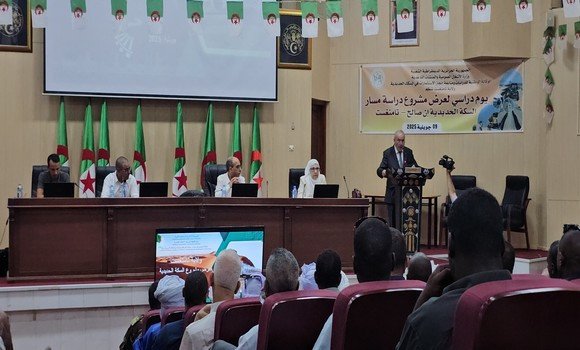 تمنراست : الانتهاء من المسح الطبوغرافي لمشروع انجاز السكة الحديدية بين ان صالح و تمنراست