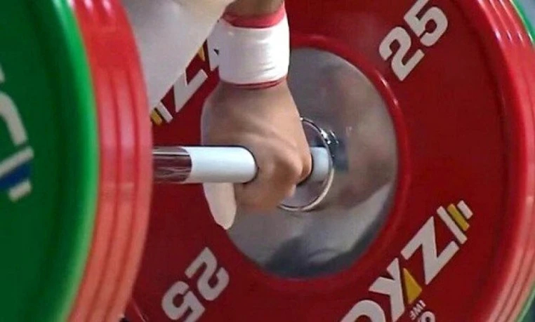 وهران: انطلاق منافسات البطولة الوطنية لرفع الأثقال