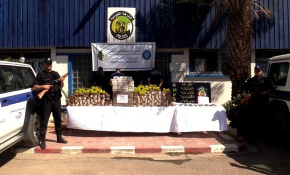 ضبط أزيد من قنطار من الكيف المعالج بسيدي بلعباس مصدره المغرب