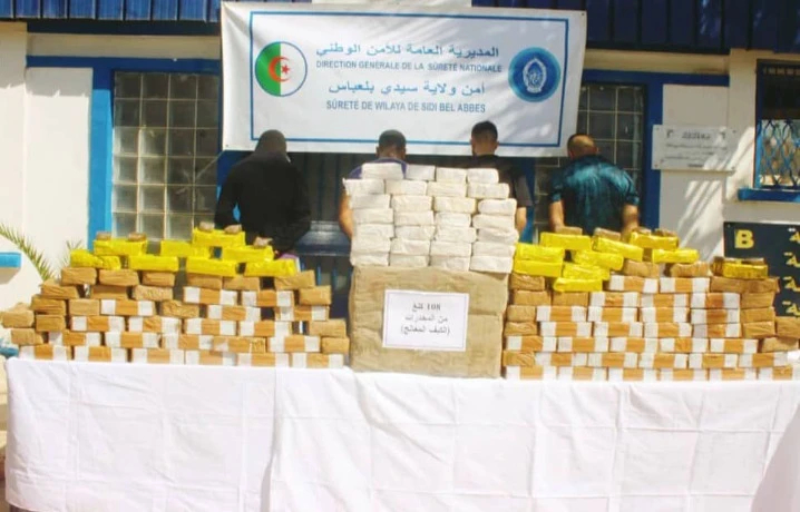 سيدي بلعباس: حجز قنطار من الكيف المعالج مصدرها المغرب