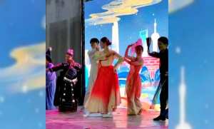 سيدي بلعباس: افتتاح فعاليات الطبعة 15 للمهرجان الثقافي الدولي للرقص الشعبي بحضور جماهيري كبير