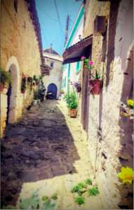 Un joyau suspendu entre mer et mémoire