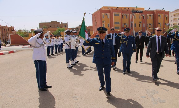 Ali Badaoui inspecte le chantier de réalisation du laboratoire scientifique régional de la Sûreté nationale à Bechar