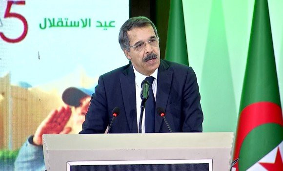 63e anniversaire de l'Indépendance : Bouzred salue le rôle souverain des Douanes dans la protection de l'économie nationale