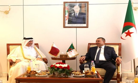 Transports : Sayoud examine avec l'ambassadeur du Qatar les moyens de renforcer la coopération