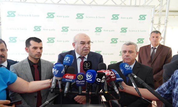 وضع حجر أساس مشروع إنجاز وحدة لإنتاج المادة الأولية لصناعة الأدوية المضادة للسرطان بسطيف