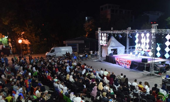 Sétif: ouverture des 1ères journées nationales du One man show
