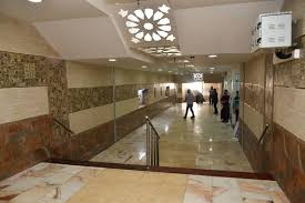 Algérie (Constantine) - Les passages souterrains intégrés dans le circuit touristique