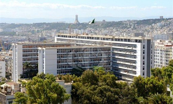 Prévention des feux de forêt: le ministère de l'Intérieur appelle les citoyens à signaler immédiatement tout départ de feu