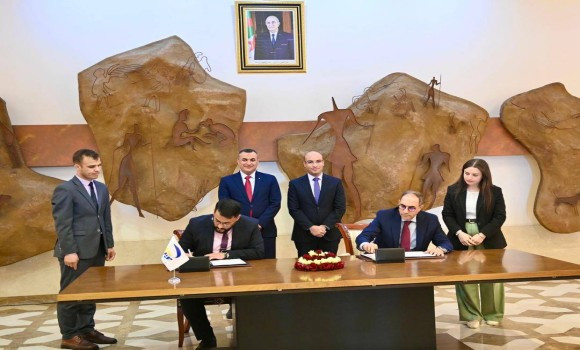 Signature d'une convention-cadre entre le ministère des Affaires étrangères et Algérie Poste pour faciliter l'opération de certification des documents