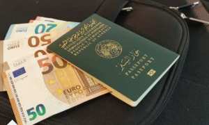 Étapes détaillées pour bénéficier de l'allocation de voyage de 750 euros de la Banque d'Algérie