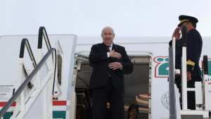 رئيس الجمهورية يغادر إيطاليا عائدا إلى أرض الوطن