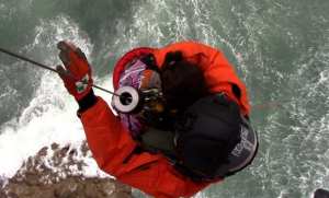 إنقاذ أب وابنتيه علقوا في البحر شمال-شرق ميناء تيبازة