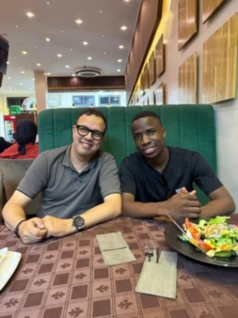 مولودية وهران : إيدوين يحل بالباهية ويقترب من التوقيع